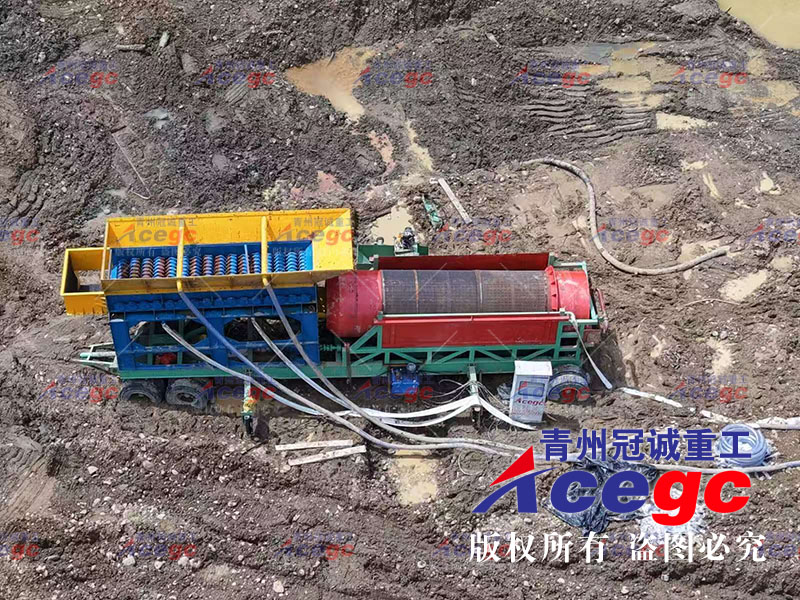 滾筒篩淘金車(chē)在哥倫比亞